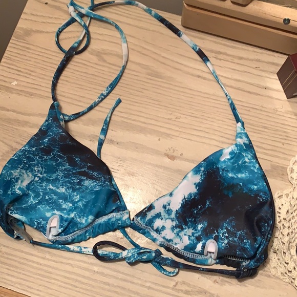 Bathing suit triangle top - Picture 3 of 3